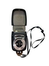 Gossen Sixtar incident light meter, dual range, w/ case  strap, zero adjust