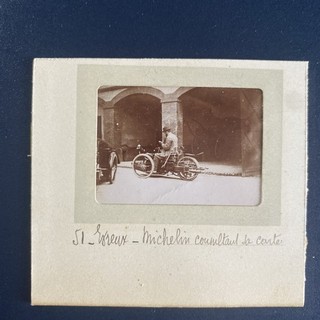 Photo Historique Mr Michelin consulte 1 Carte Routière ds sa Bollée Evreux 1896