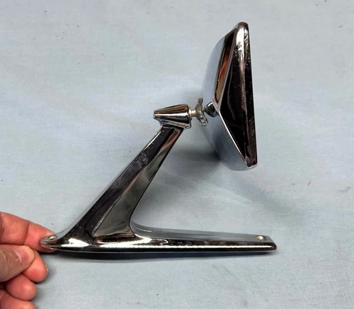 1966 - 79 FORD TRUCK AND BRONCO SIDE VIEW MIRROR OEM FOMOCO PART #D3TB-17743-DA