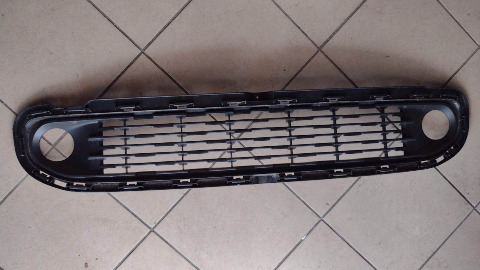 Kühlergrill Renault TWINGO III FRONTGRILL 622542799R Kühlergitter  