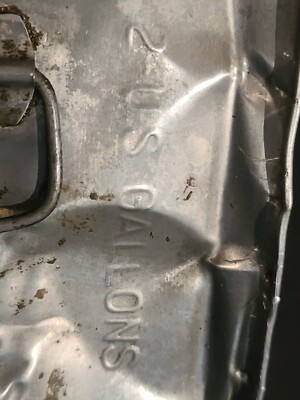 ANTIQUE TEXACO VALOR MOTOR OIL 2 Gallon TIN LITHO CAN TEXAS GAS