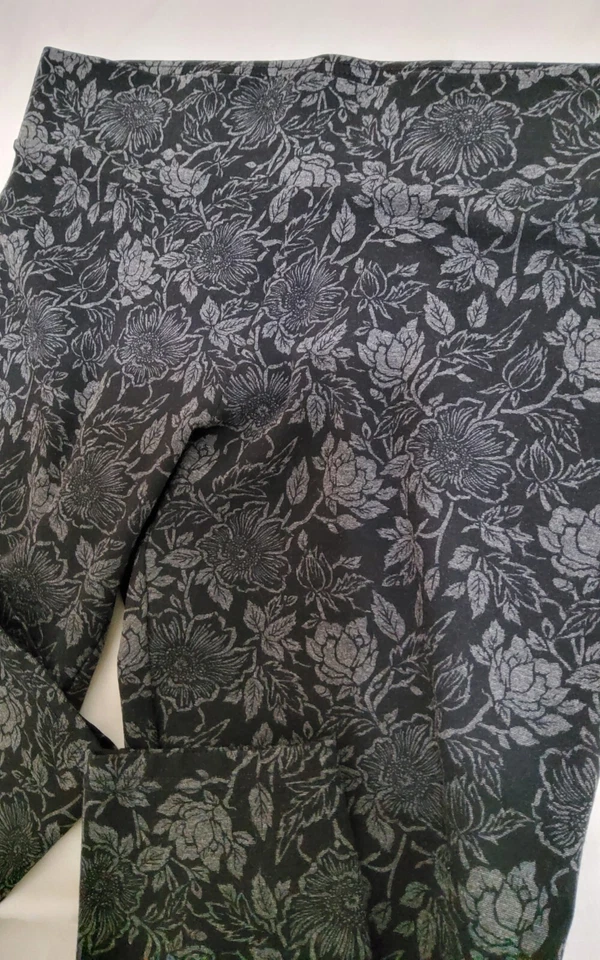 Leggings LOFT Outlet, Talla L, Cintura Un Lado 17" (34), Entrepierna 24", Usados en Excelente Condición, Bonitos Foto 2 de 4