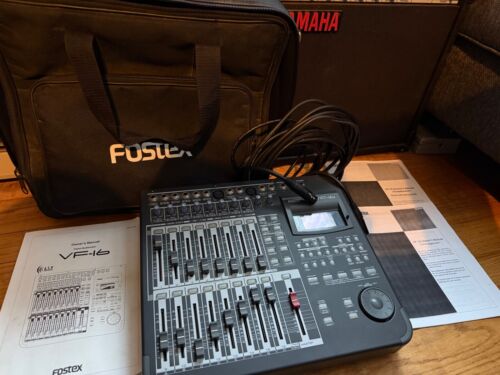 Fostex Vf-16 Digital Multitracker Recorder processor mixer w/ cables manual case