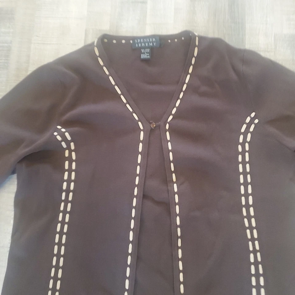 Spenser Jeremy Cardigan Large Womens Sweater Brown Dark Wine color Peasant - Image 4 of 4