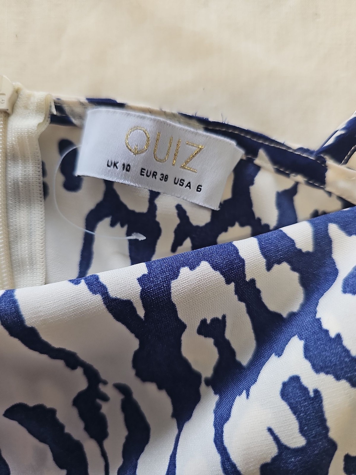 QUIZ Navy and White Animal Print Knot Front Midi Dress uk10 OO1032 image 2
