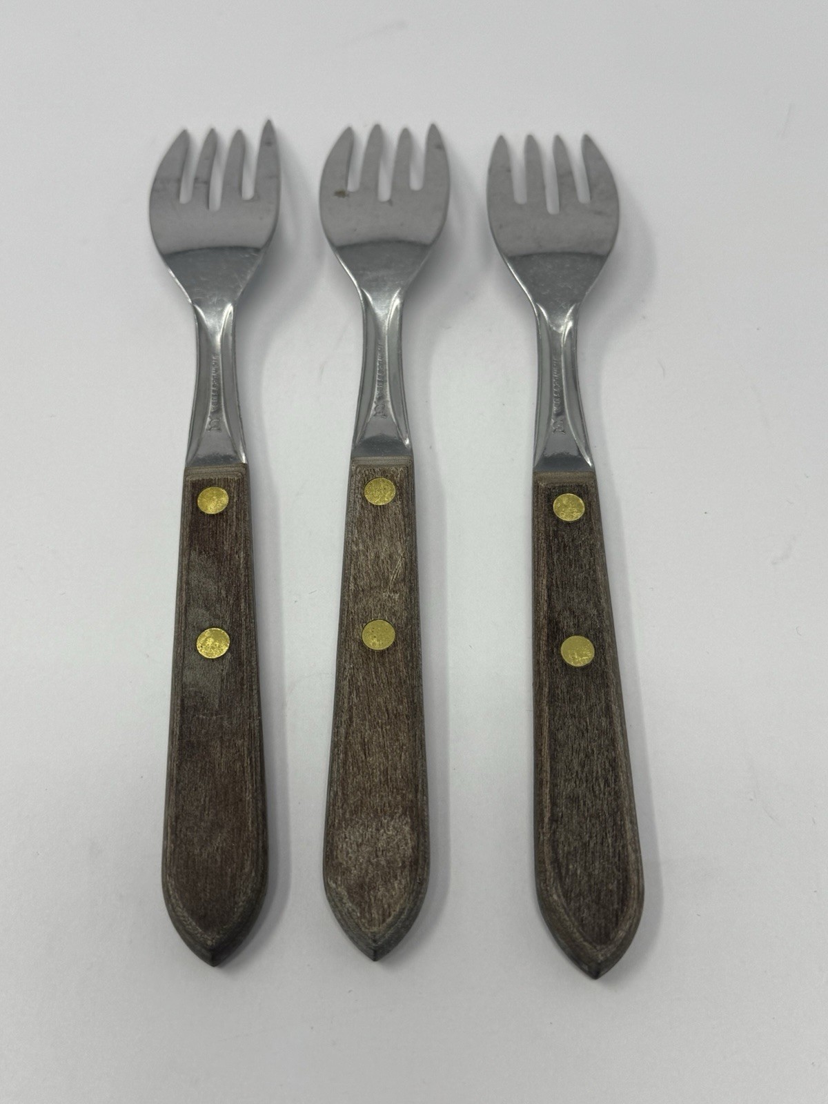 Washington Forge Vintage TOWN & COUNTRY Wood Handle Stainless Flatware Lot Of 13