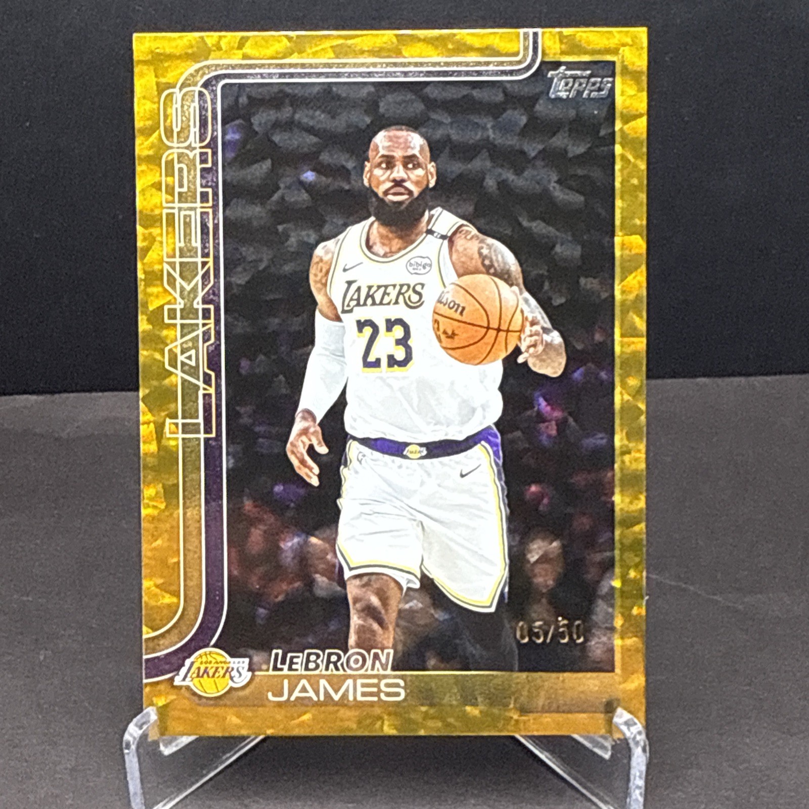 LeBron James 2025/26 Topps Basketball #150 Crackleboard Gold SP 05/50 Lakers BG3