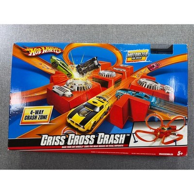 2010 Hot Wheels Criss Cross Crash 4-Way Motorized Track Set NEW IN BOX