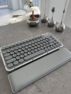 Azio Retro Compact Keyboard Limited Edition In Green (Slightly Used)