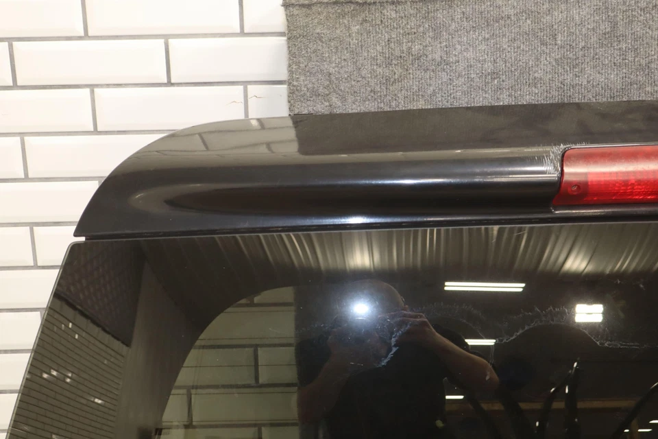 00-05 Ford Excursion Upper Tailgate / Hatch (Black UA) Tinted Glass OEM Foto 2 de 4