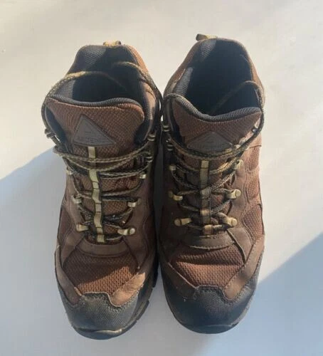 Ascend Vibram Waterproof Hiking Boots Hightop Size 9 Amazing
