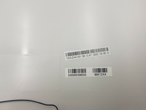 Toshiba satellite c855 laptop Screen bezel Rear Cover / Coque écran white - Photo 2/9