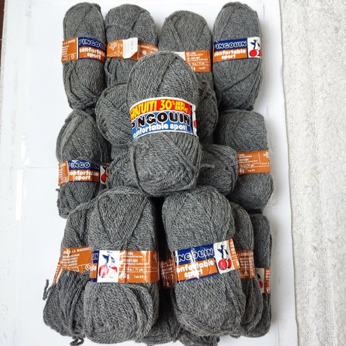 Lot De 4 Pelotes De Laine - 50 Grammes Chacune, 25% Laine, Origine France