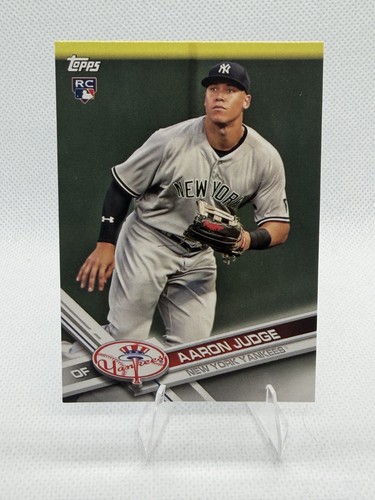 2017 Topps New York Yankees - Aaron Judge #NYY-16 (RC)