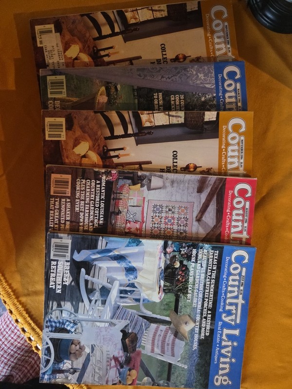 Lot Of 4 Country Living Magazines 1986 March, November, August,  July