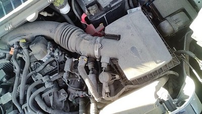 Used Air Cleaner Assembly fits: 2020 Ford Edge 2.0 Grade A