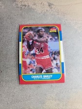 1986-87 Fleer - Charles Oakley #81 (RC) Chicago Bulls Rookie Card. rookie card picture