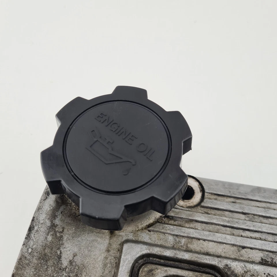 Toyota Starlet EP91 Rocker Cover 03/1996-09/1999 - image 4 of 4