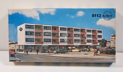 Kibri  8113   H0 -  Wohn.- Geschäftsgebäude    *NEU*  OVP