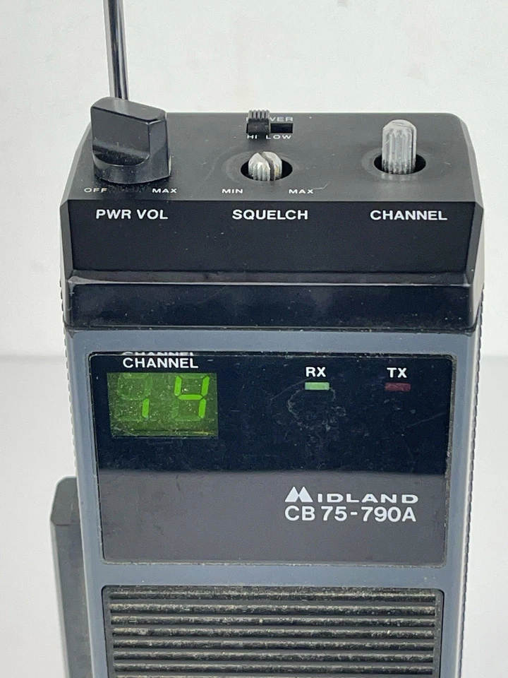 Paquete De Colección Midland CB 75-790A Radio y MayfairClassic Grabadora de Cinta Carrete a Carrete Foto 3 de 4