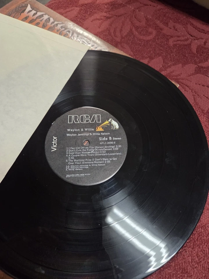 Waylon And Willie LP RCA AFL1 2686 1978 - Image 3 of 4
