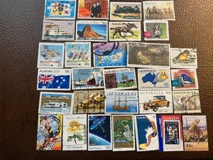 30 USED STAMPS FROM AUSTRALIA