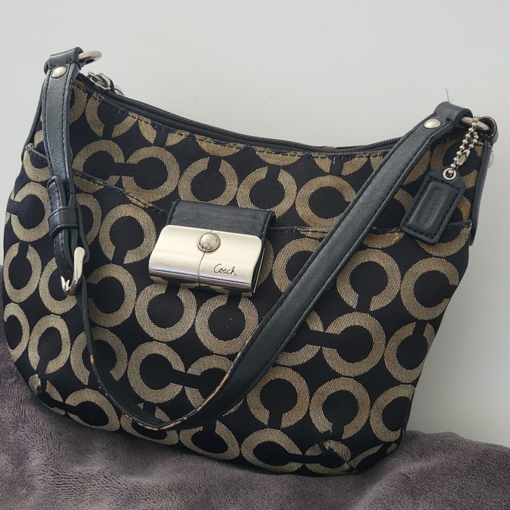バッグ COACH handbag shoulder bag leather y2k MINT Coach Y2K Soho Brown Sig Mini C's Small Buckle Flap Hobo