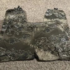Realtree Excape Camouflage Hunting Pants Men's XXL 44-46 6 Pocket Cargo