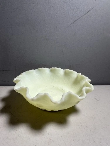 Vintage Fenton Lime Sherbert Custard Satin Green Glass Candy Dish Glows