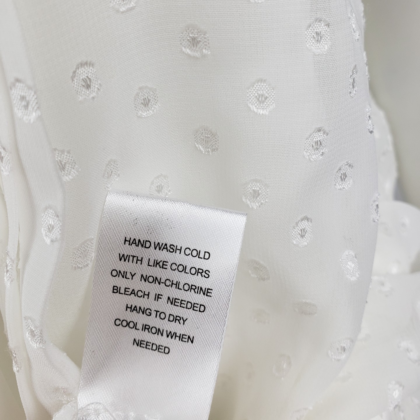 DANIEL RAINN Solid White Textured Circles Sleevel… - image 8