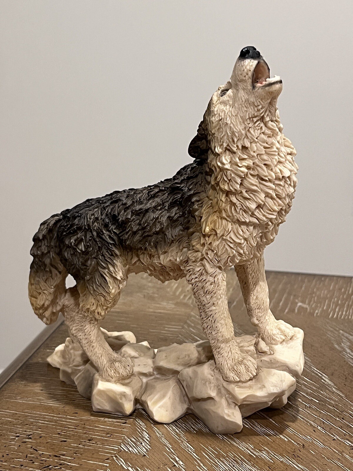 Vintage Castagna Wolf Howling Statue Figurine 6