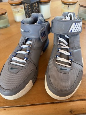 Nike Zoom LeBron 2 Retro
