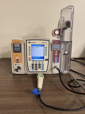 CARE FUSION ALARIS PC 8015 With EtCO2 8120 And PCA  8300 Modules