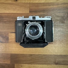 Zeiss Ikon Stuttgart Ikonta 523/16 camera 6x6 Novar-Anastigmat 3.5/7.5cm lens