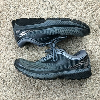brooks size 9