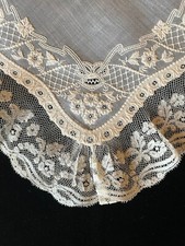 Fazzoletto Da Matrimonio In Lino Ricamato Floreale Bordo In Valencienne