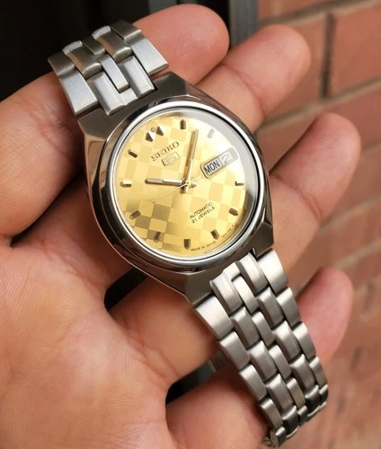 Seiko 5 Golden Checkboard Textured Sunburst Dial Retro Ultra Rare Vintage Auto