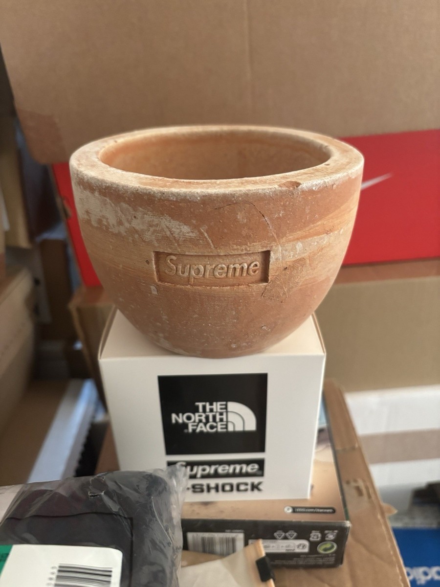 Supreme Poggi Ugo S Planter Terracotta SUPREME/ POGGI UGO