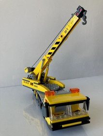 LEGO 60026 City Town Square - 100% Complete - With Box & Instructions - Retired