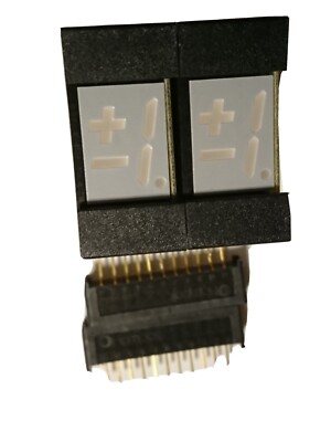 2 x Numeric Display / Segment Anzeige + Buchse 16 x 33 mm