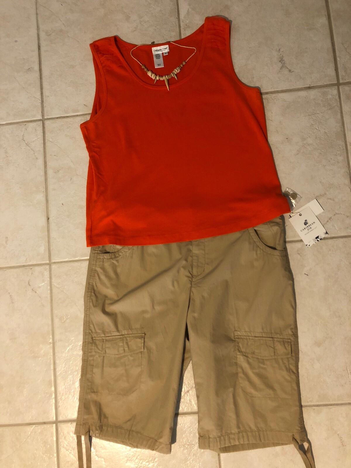 Women’s Outfit XL Top; NWT 14 Cargo Shorts. Necklace. EUC! XLB eBay