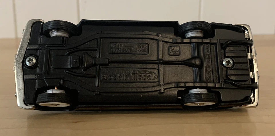 Chrysler C-300 Brooklin Models 1:43 BRK 19 - 1955 - negro con interior rojo 1/200 Foto 3 de 4