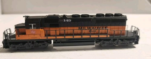 Kato N Scale SD40-2 Diesel Locomotive Milwaukee Road #149 - Afbeelding 1 van 8