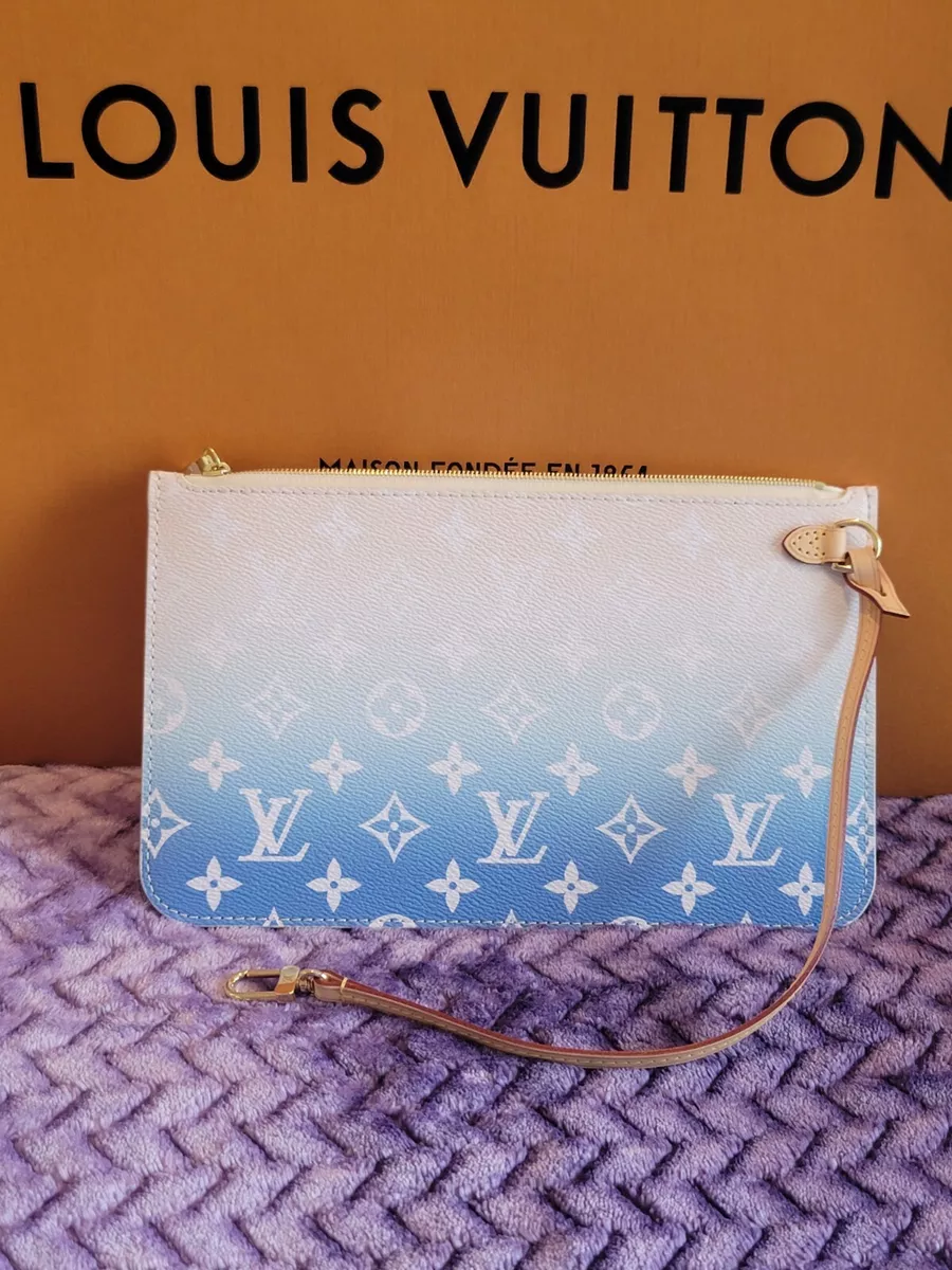 Louis Vuitton Zip Pochette Pouch Wrislet from Neverfull MM in Monogram- SOLD