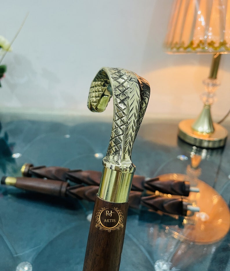 Vintage cobra snake Brass Head Handle Wooden Brown En… Gem