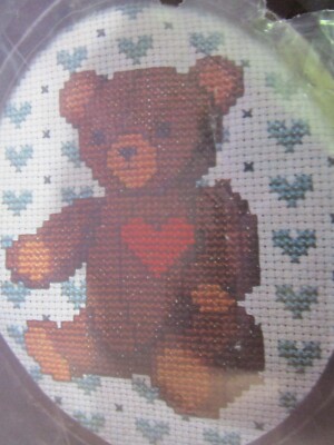 TEDDY'S HEART Counted Cross Stitch Kit w/Frame #83512 (Good Shepherd, 1984)