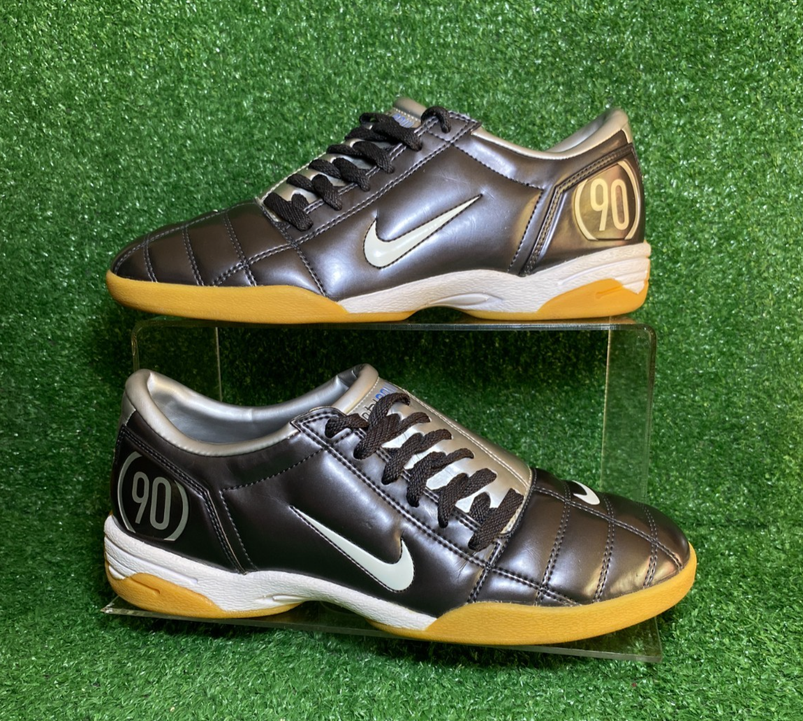 NEW OG 2004 8.5 US Nike Air Zoom Total 90 III IC TF Dark Gray