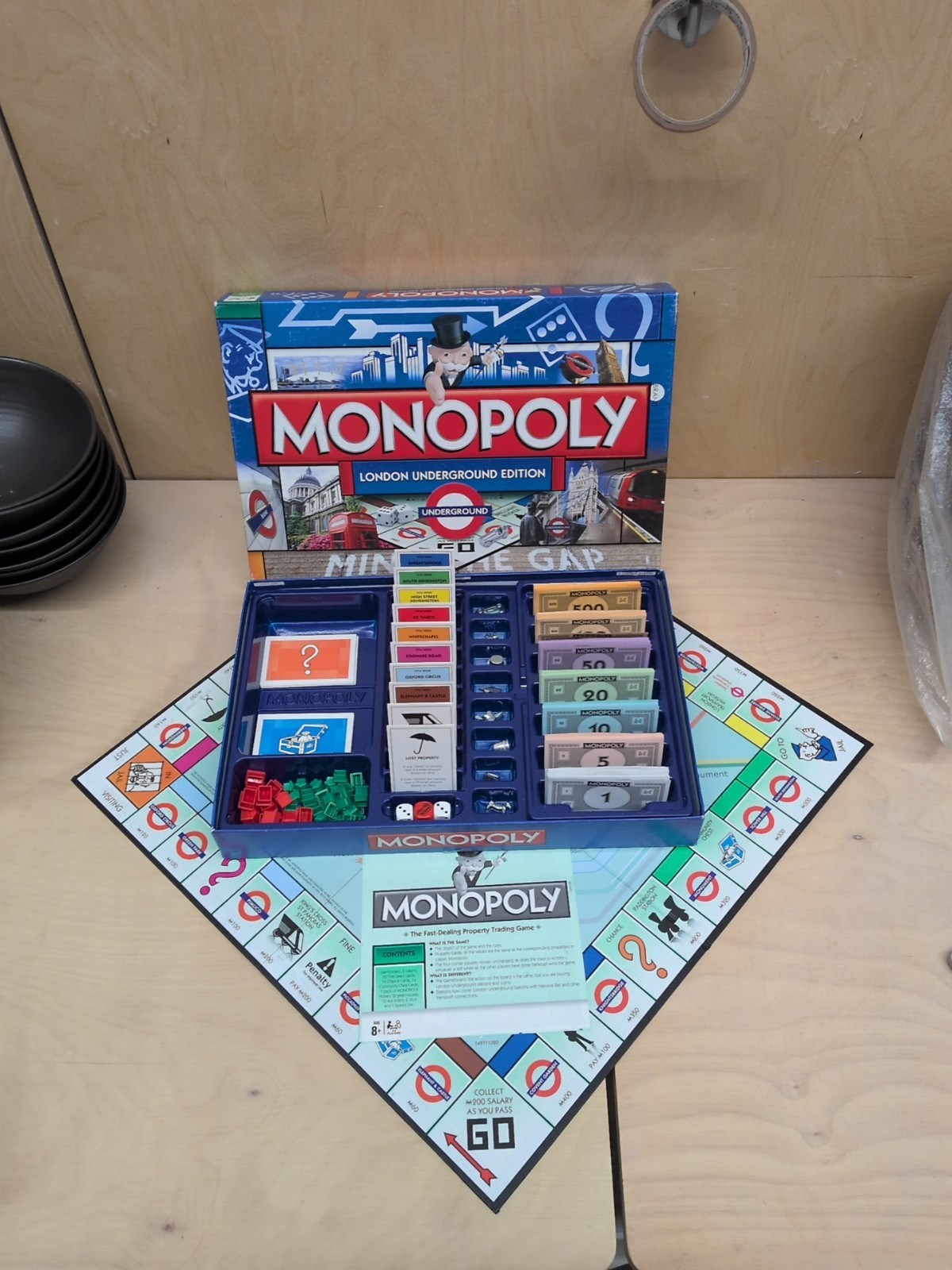 Monopoly: London Underground Edition (By Hasbro 2008) 100% Complete. Boxed!