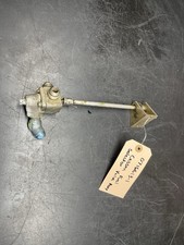 1976 Cessna 182P Fuel Selector Valve Assy PN: 0716613-1