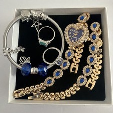 Gold Colored Women Quartz Watch Set With Bracelets and Ring